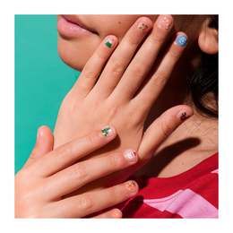 Nagellack OMY grün