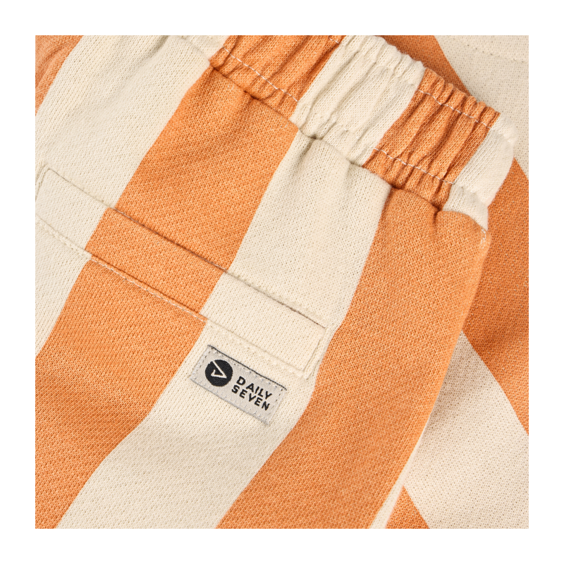 Short Daily Seven gestreift